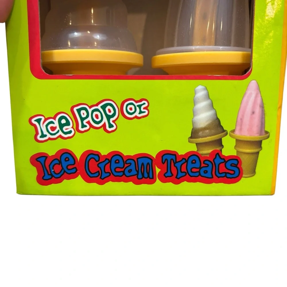 Brand new in Box Ice Pop or Ice‎ Cream Mold Two in Set